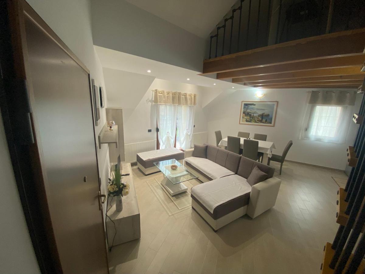 Apartman Galerija Огулин Экстерьер фото