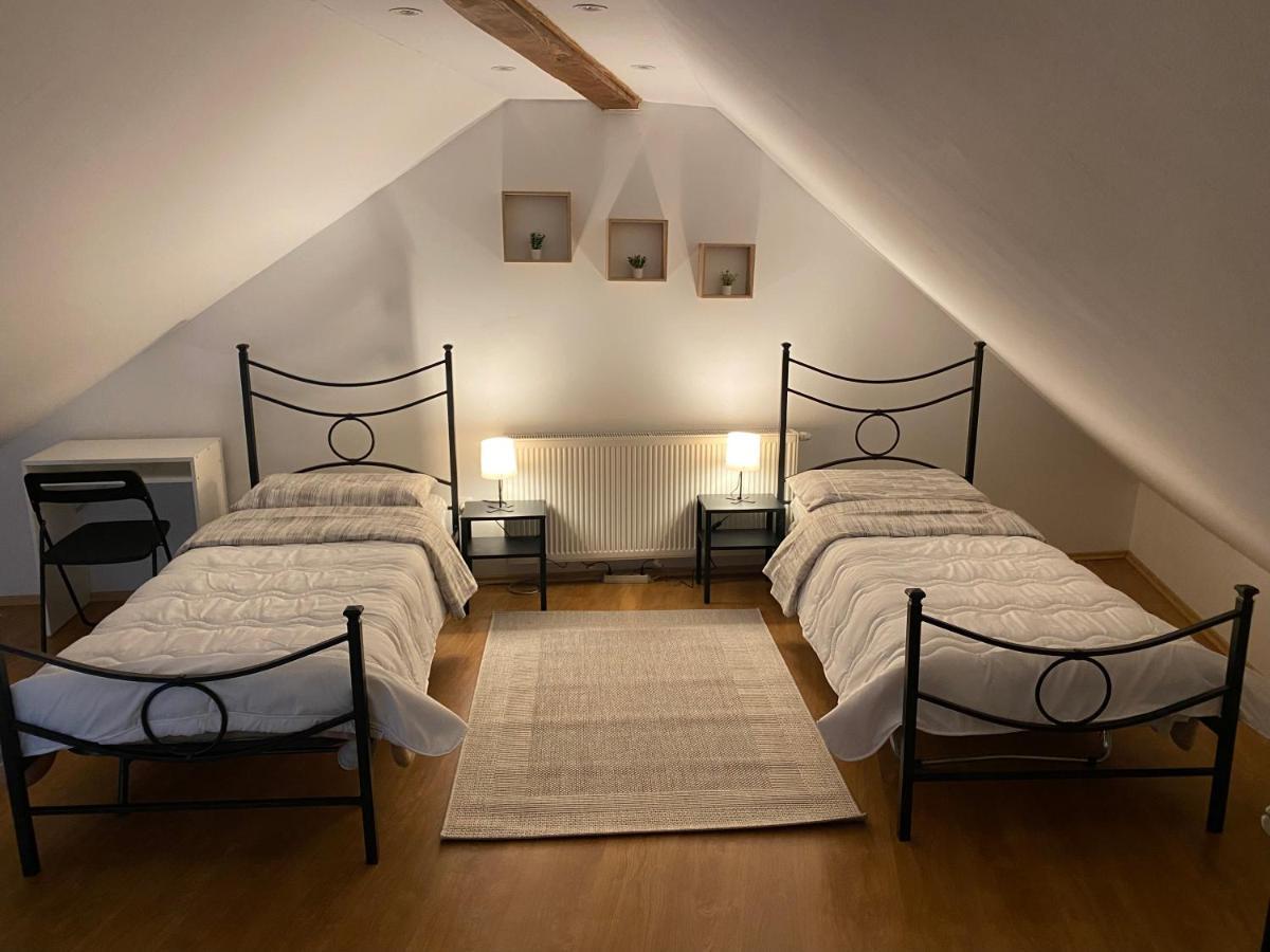 Apartman Galerija Огулин Экстерьер фото